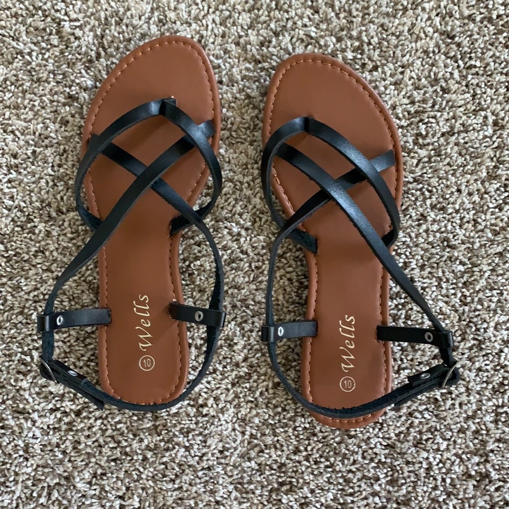 Black sandals